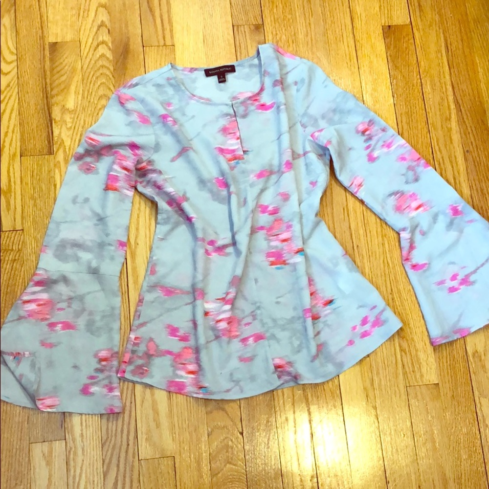 Banana Republic Watercolor Top - Picture 4 of 7